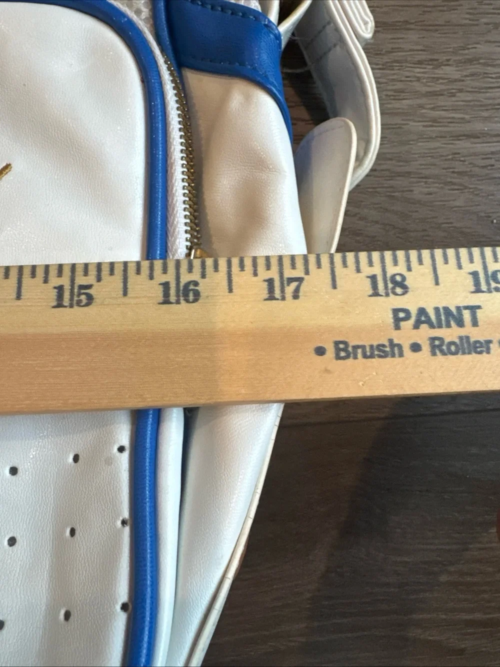 Vintage Puma White and Blue Shoulder Retro Bag